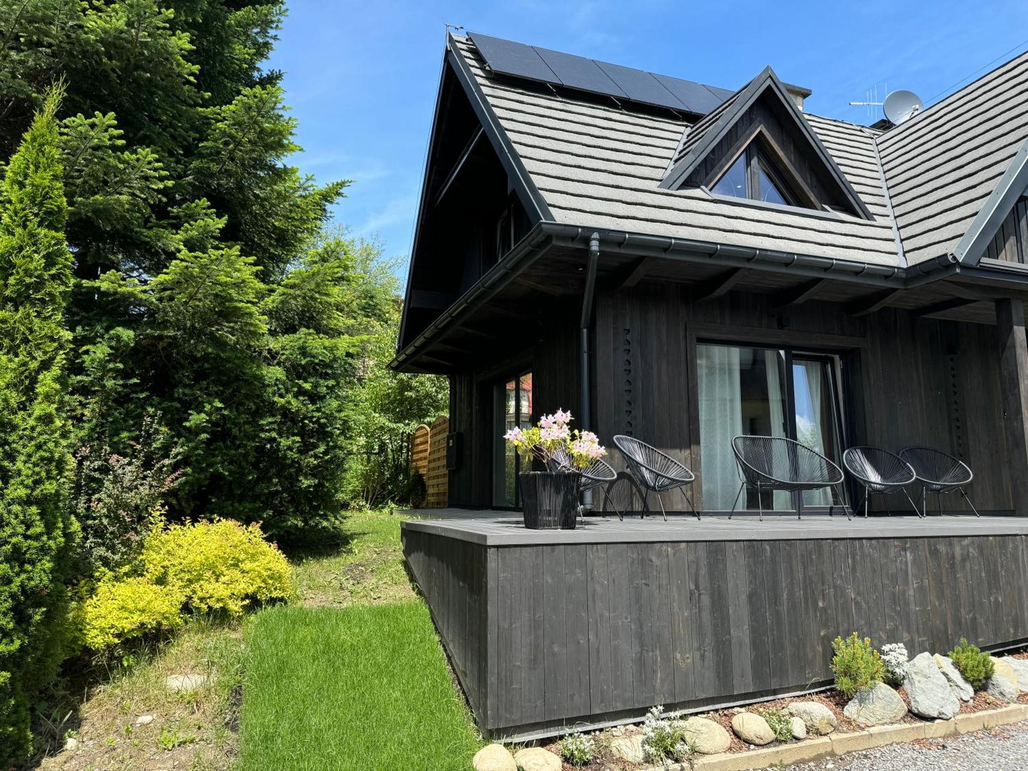 Chalet V11 By 11 Folk & Design *